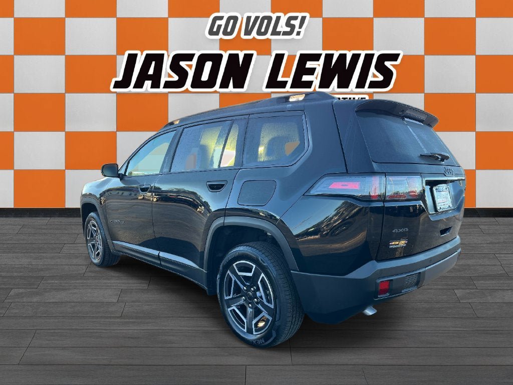 Used 2026 Jeep Cherokee Limited AWD/4WD image 5