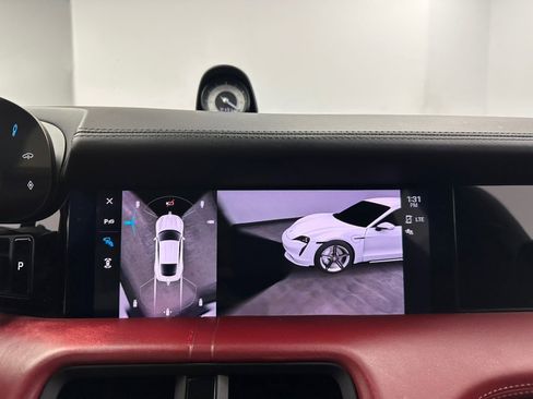 Used 2020 Porsche Taycan 4S image 58