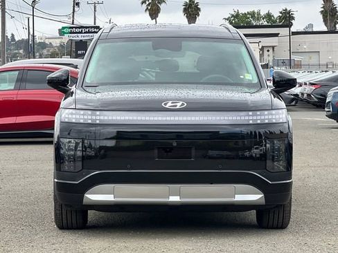Certified 2026 Hyundai Ioniq 9 S image 12