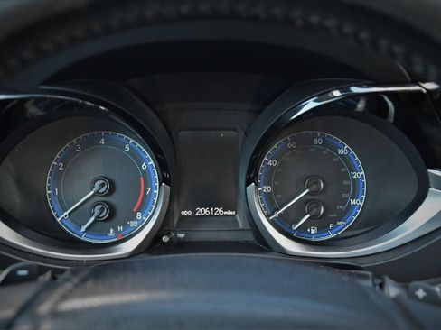 Used 2015 Toyota Corolla S FWD image 10