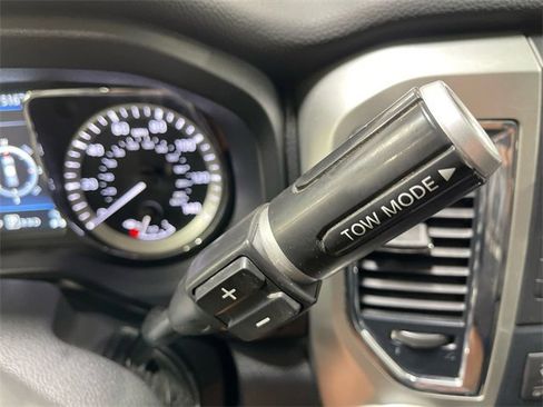 Used 2019 Nissan Titan PRO-4X w/ Pro-4x Convenience Package image 20