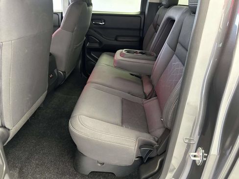 Used 2026 Nissan Frontier SV RWD image 11