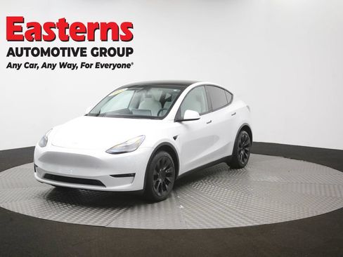 Used 2023 Tesla Model Y Long Range AWD/4WD image 51