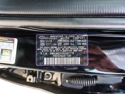 Used 2024 Hyundai Elantra SEL FWD image 42