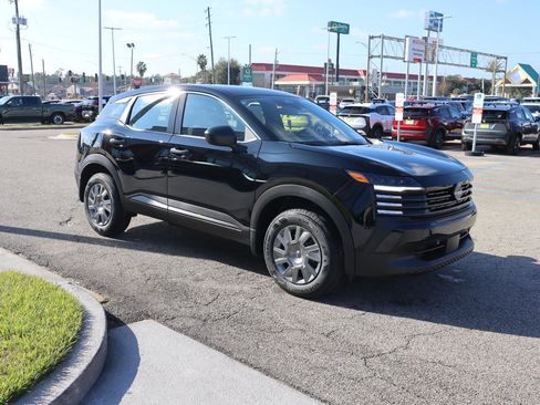 New 2026 Nissan Kicks S image 9