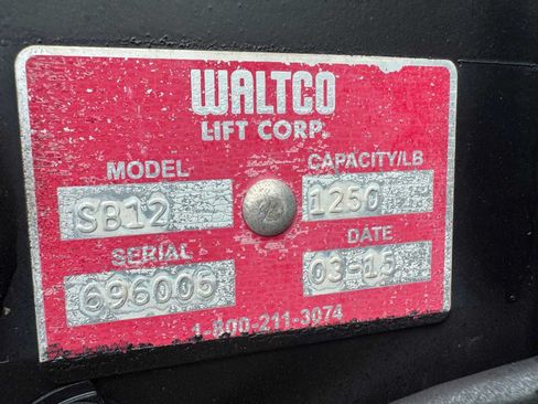 Used 2015 Ford F650 2WD Regular Cab Super Duty image 4