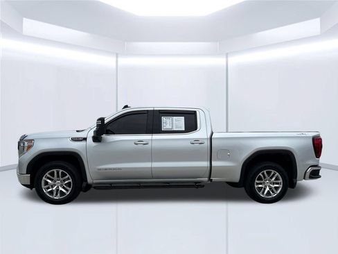 Used 2020 GMC Sierra 1500 SLE w/ SLE Value Package AWD/4WD image 3