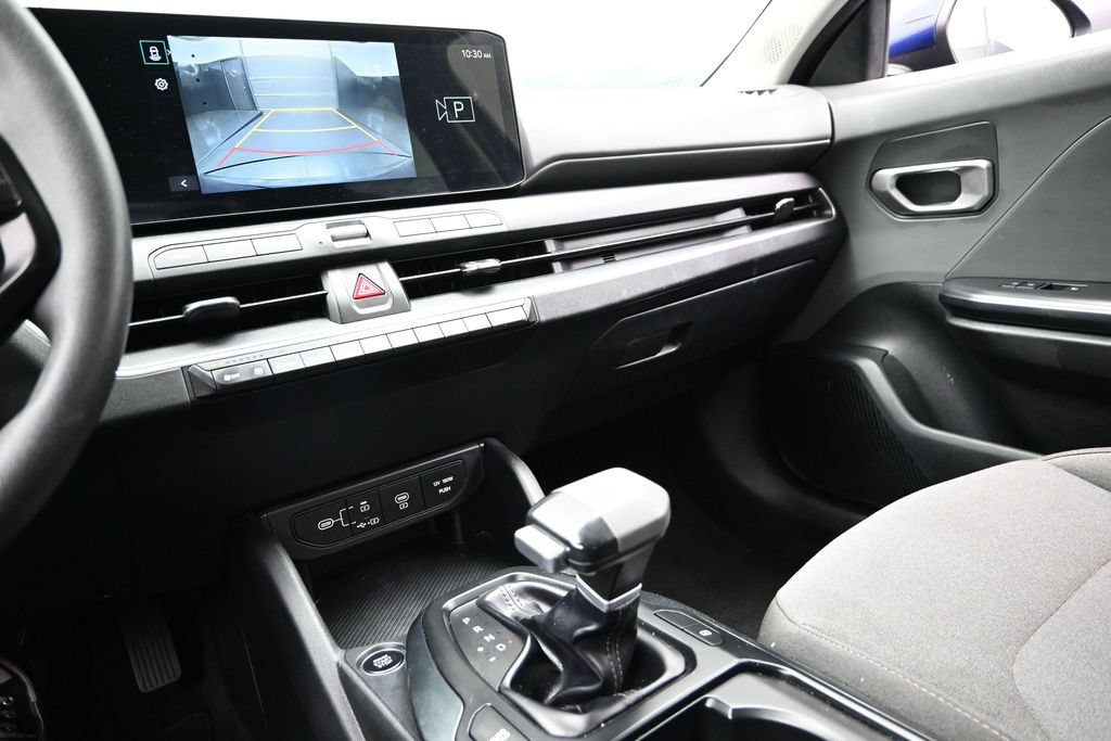 Used 2025 Kia K4 FWD image 38