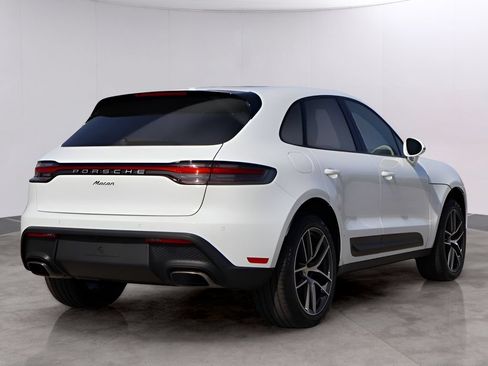 Used 2025 Porsche Macan AWD/4WD image 8