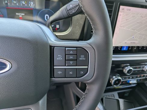 New 2026 Ford F250 Lariat w/ Black Appearance Package AWD/4WD image 43