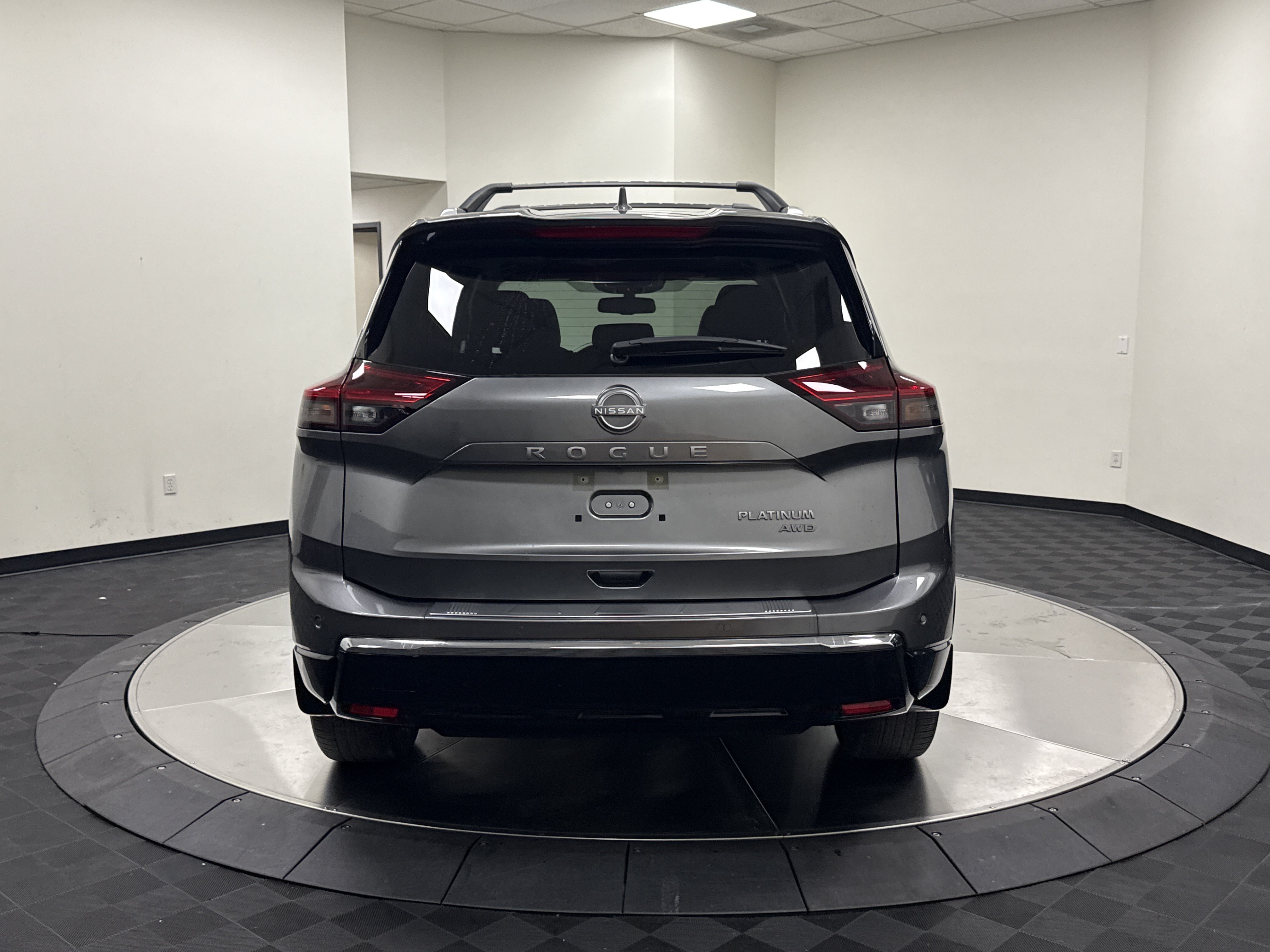 Used 2026 Nissan Rogue Platinum w/ Platinum Premium Package AWD/4WD image 7
