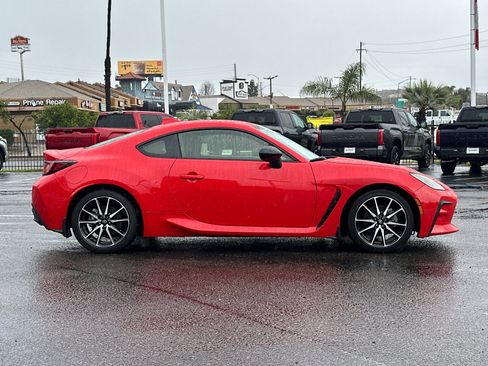 Used 2023 Toyota GR86 image 6