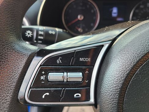 Used 2020 Kia Forte LXS image 9