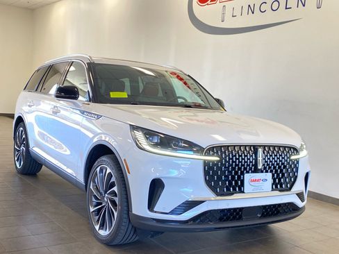 New 2026 Lincoln Aviator Reserve AWD/4WD image 9