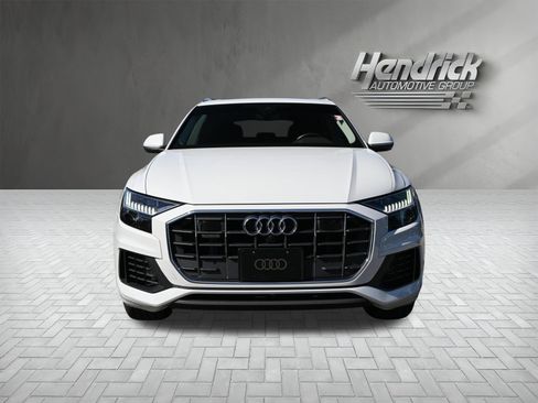 Used 2023 Audi Q8 Premium w/ Convenience Package image 5