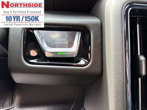 New 2026 GMC Yukon AT4 image 24