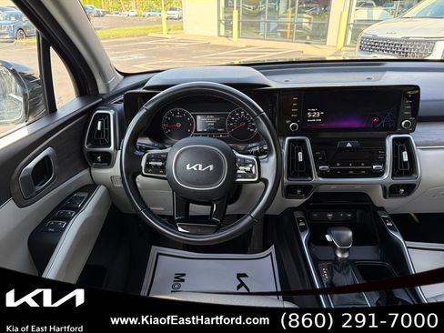 Certified 2023 Kia Sorento S AWD/4WD image 23