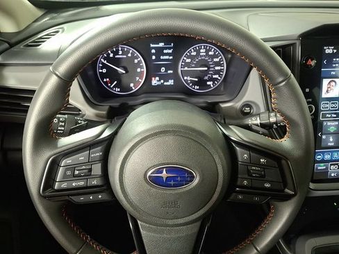 Used 2025 Subaru Crosstrek 2.5i Limited AWD/4WD image 17