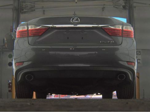 Used 2013 Lexus ES 350 3.5L V6 4DR SEDAN w/ Luxury Pkg image 7