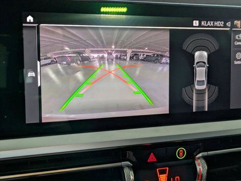 Used 2019 BMW 330i Sedan w/ Premium Package image 14