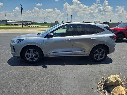Certified 2023 Ford Escape ST-Line w/ Tech Pack #1 image 5