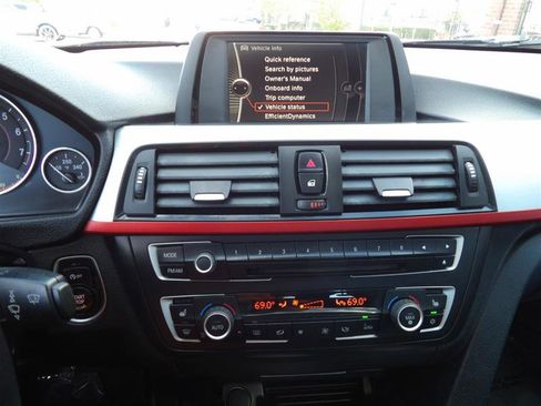 Used 2012 BMW 328i w/ Sport Package image 21