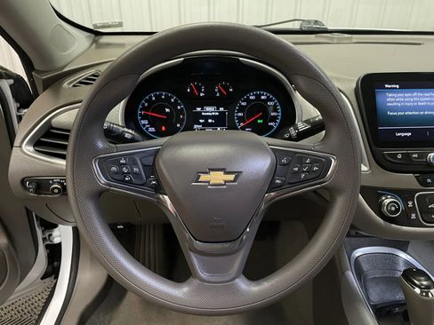 Used 2020 Chevrolet Malibu LS w/ Driver Confidence Package II image 18