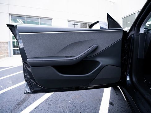 Used 2026 Tesla Model 3 RWD image 21