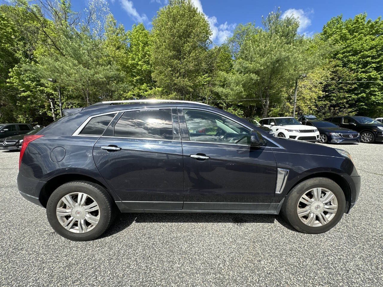 Used 2014 Cadillac SRX Luxury w/ Driver Awareness Package AWD/4WD image 4