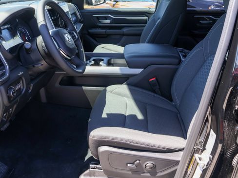 New 2026 RAM 1500 Big Horn AWD/4WD image 4