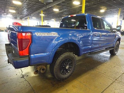 Used 2022 Ford F250 Lariat w/ Tremor Off-Road Package AWD/4WD image 6