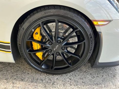 Used 2016 Porsche Cayman GT4 image 40