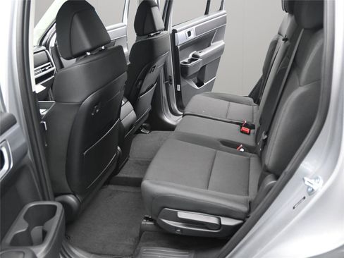 New 2026 Hyundai Santa Fe SE AWD/4WD image 6