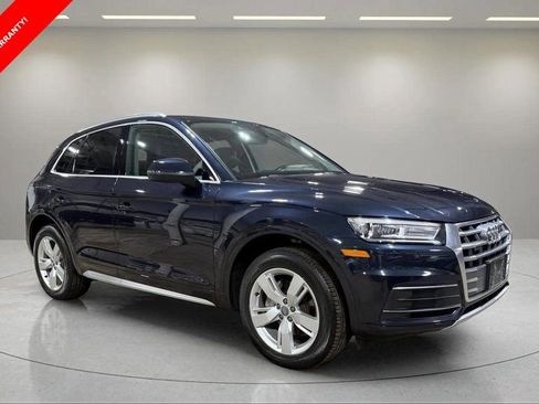Used 2019 Audi Q5 2.0T Premium w/ Convenience Package image 1