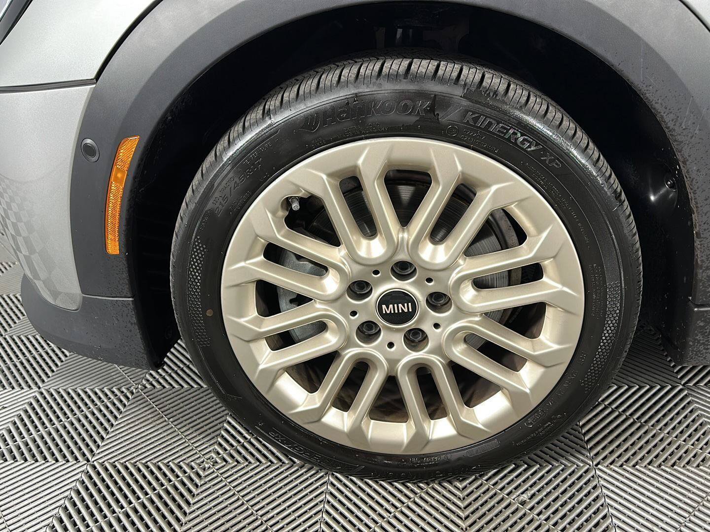 Used 2026 MINI Cooper 2-Door Hardtop FWD image 30
