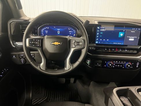 New 2026 Chevrolet Silverado 1500 LT image 17