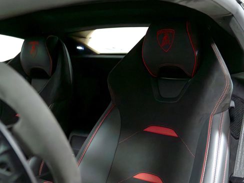 Used 2023 Lamborghini Huracan Tecnica image 26