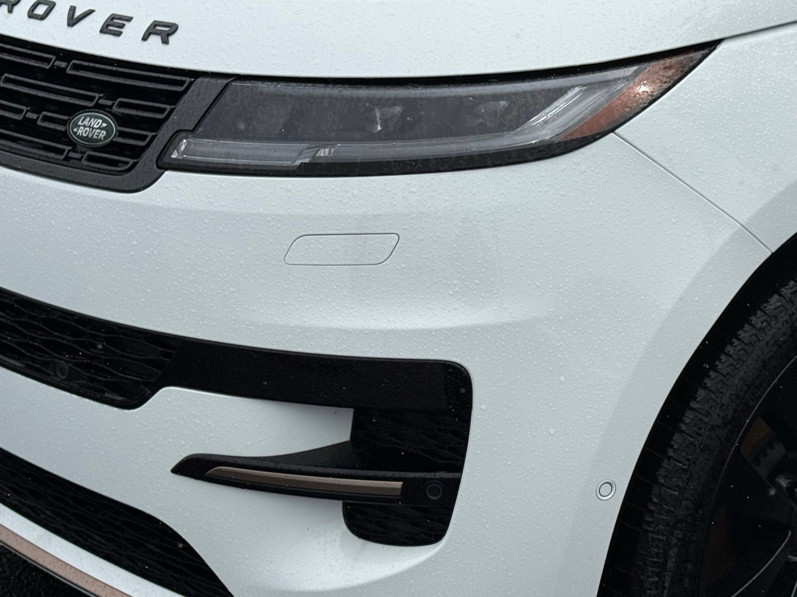 New 2025 Land Rover Range Rover Sport Dynamic SE AWD/4WD image 11