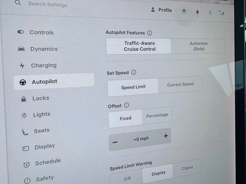 Used 2021 Tesla Model Y Long Range image 26