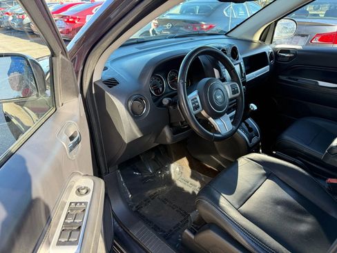 Used 2014 Jeep Compass Limited w/ Sun/Sound Group image 7