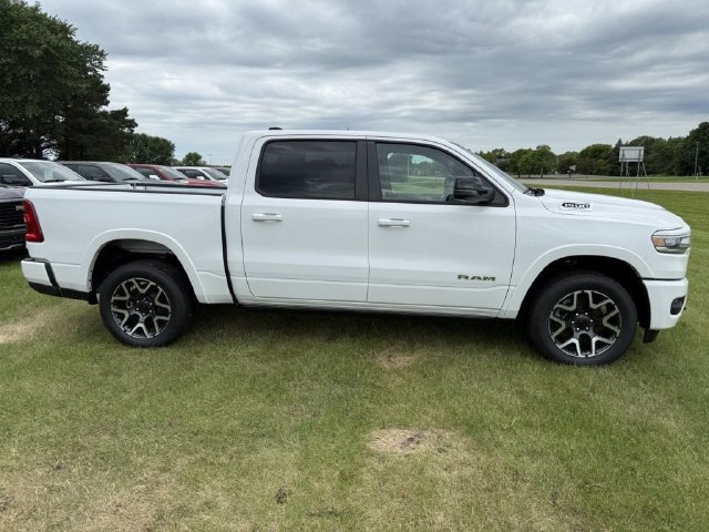 New 2026 RAM 1500 Laramie AWD/4WD image 9
