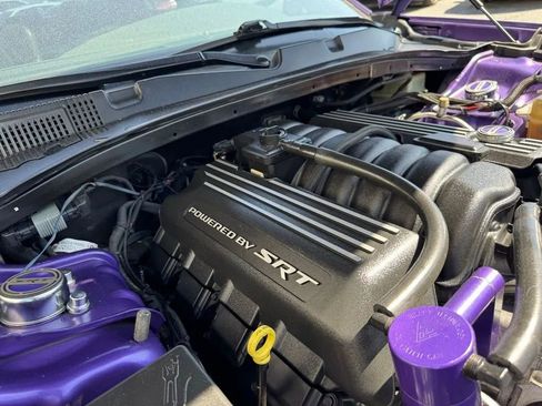 Used 2016 Dodge Charger R/T Scat Pack w/ Technology Group RWD image 20