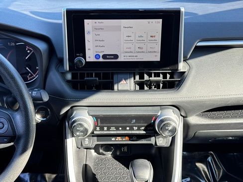 Used 2024 Toyota RAV4 XLE image 16