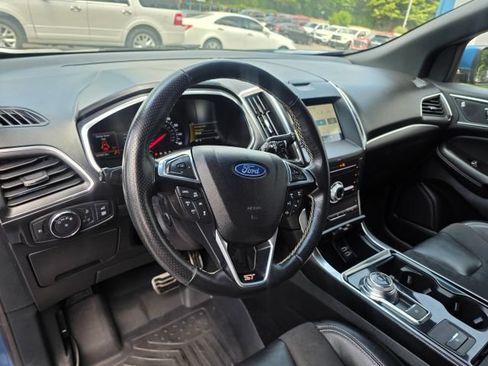 Used 2019 Ford Edge ST w/ Convenience Package AWD/4WD image 13