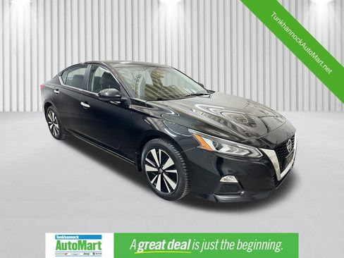 Used 2021 Nissan Altima 2.5 SV w/ SV Premium Package AWD/4WD image 1