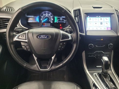 Used 2018 Ford Edge SEL w/ Equipment Group 201A FWD image 22