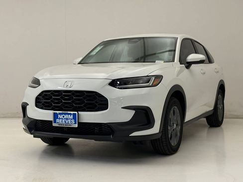 New 2026 Honda HR-V LX image 2