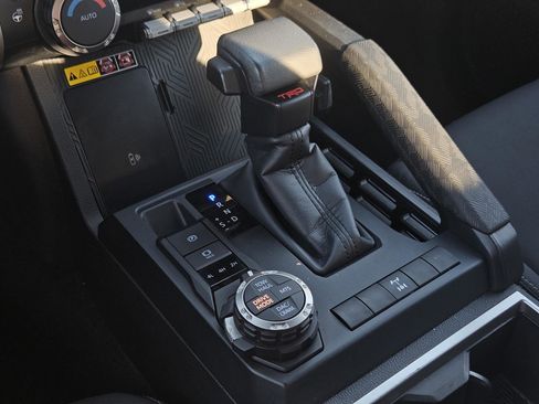 Used 2025 Toyota Tacoma TRD Off-Road w/ TRD Off Road Upgrade Package image 23