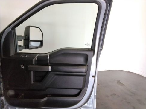 Used 2020 Ford F150 XLT w/ Equipment Group 302A Luxury image 41