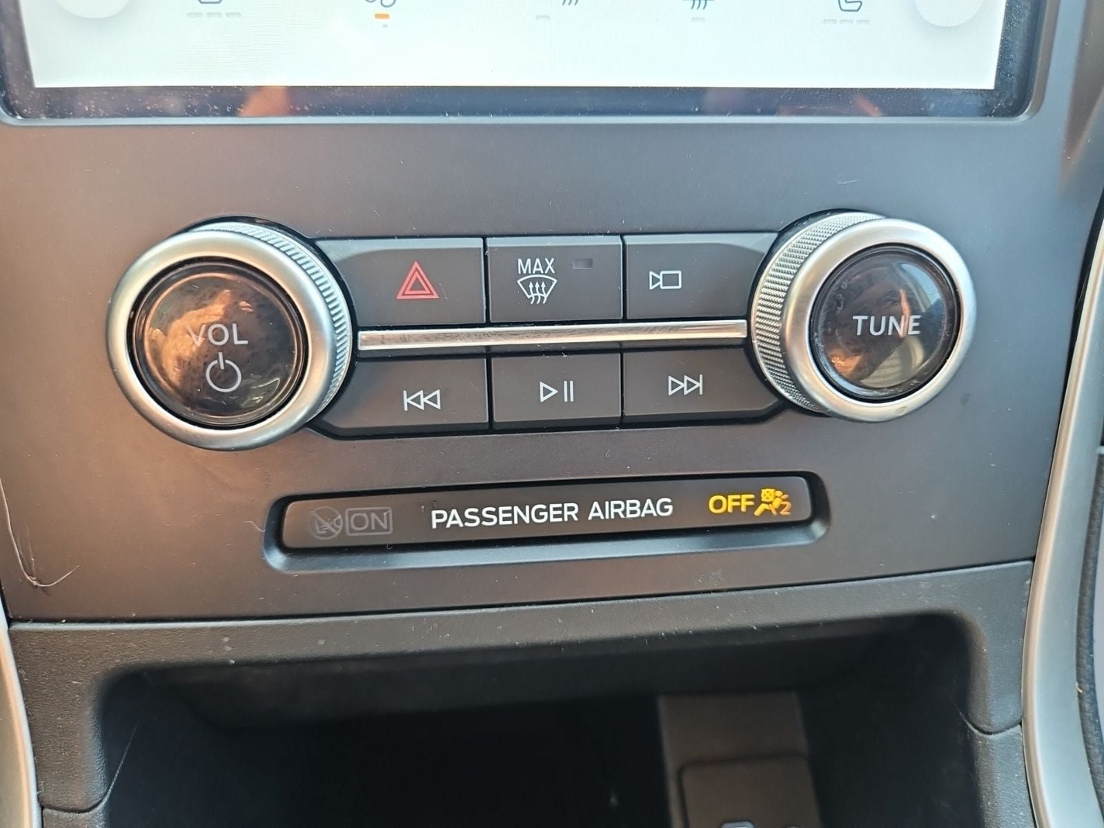 Used 2024 Ford Edge SEL w/ Convenience Package AWD/4WD image 19